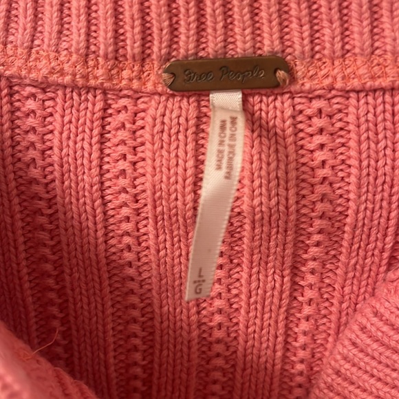 Free People pink sweater - Picture 3 of 6